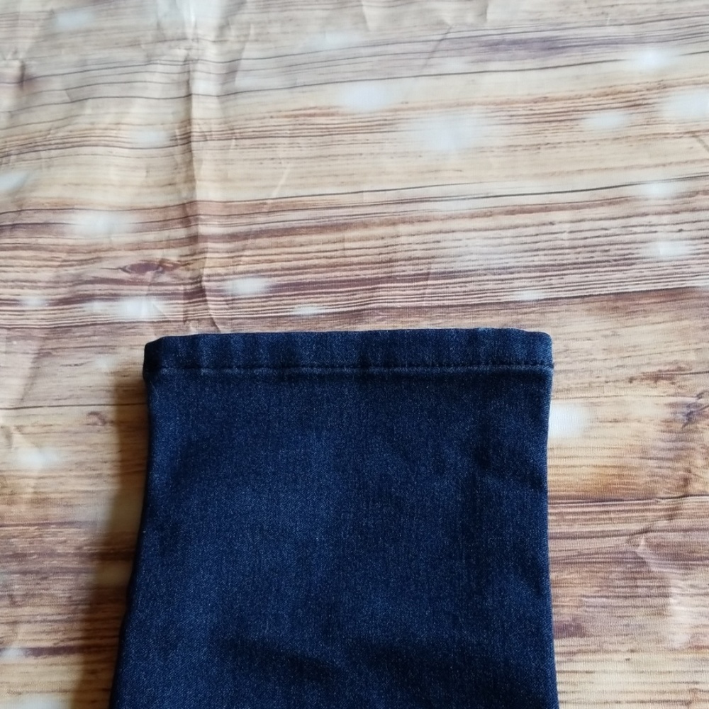 Celebrity Pink Jeans - Picture 6 of 6